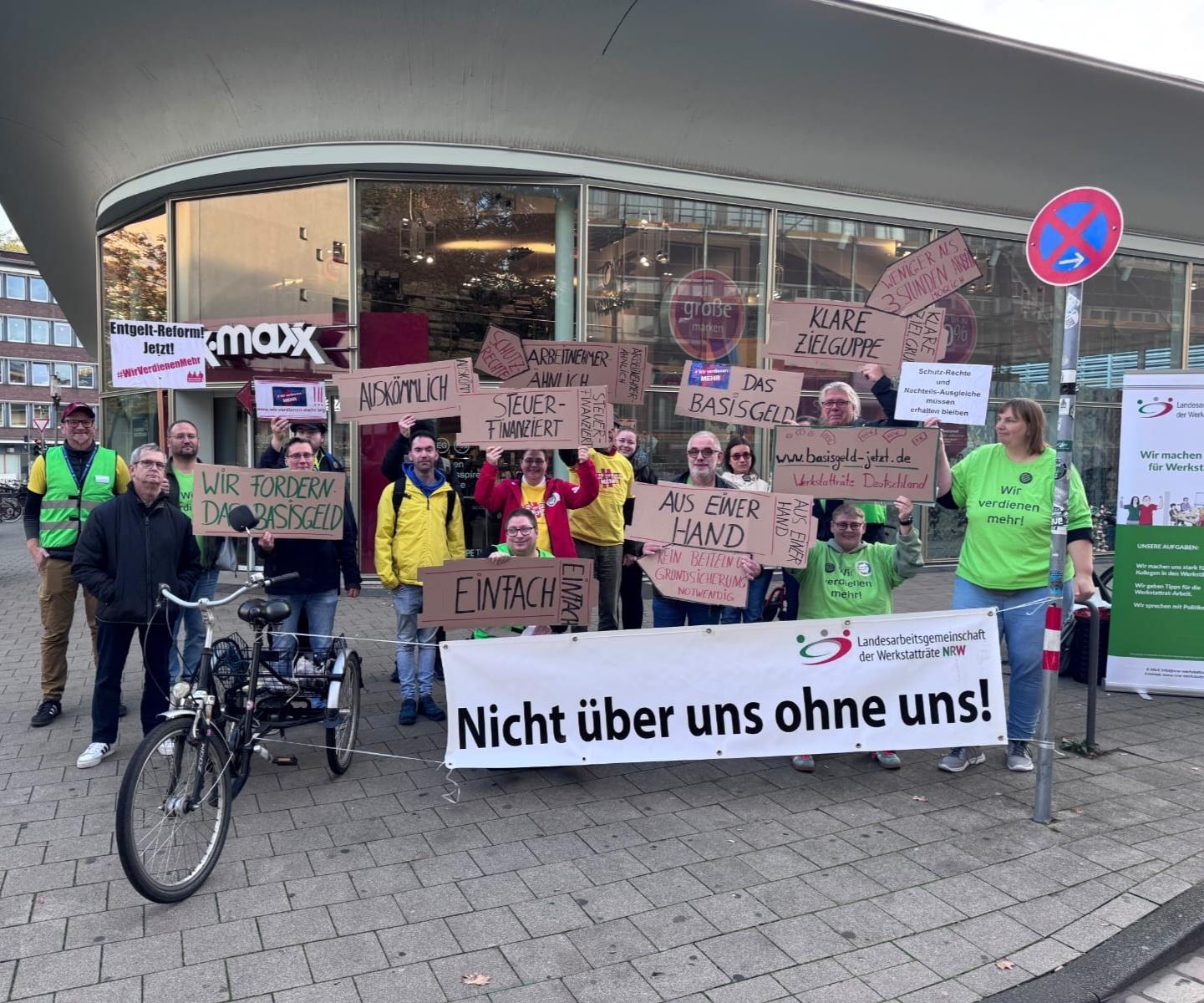 Solidarität für einen gerechten Lohn 
&copy; Daniel Tabert LAG WR Hessen